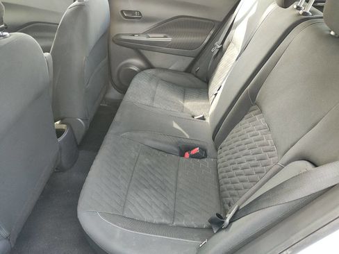 Used 2022 Nissan Kicks S FWD image 43
