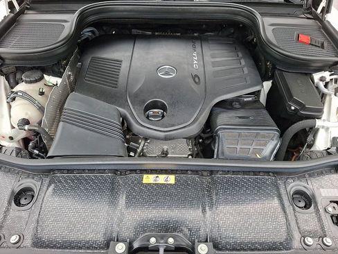 Used 2023 Mercedes-Benz GLS 450 4MATIC image 30