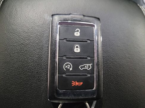 Used 2022 Jeep Grand Cherokee Limited 4xe AWD/4WD image 32