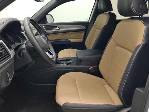 Used 2021 Volkswagen Atlas Cross Sport SE AWD/4WD image 17