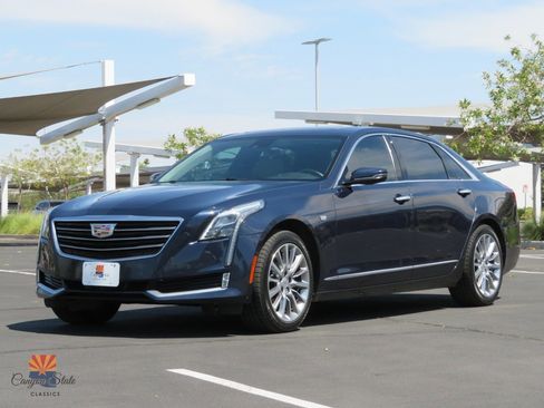 Used 2017 Cadillac CT6 Luxury AWD/4WD image 4