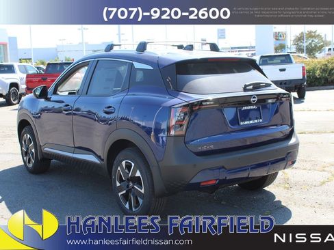 New 2026 Nissan Kicks SV w/ Cold Weather Package AWD/4WD image 9