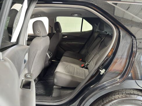 Used 2024 Chevrolet Equinox LT w/ LPO, Floor Liner Package FWD image 10
