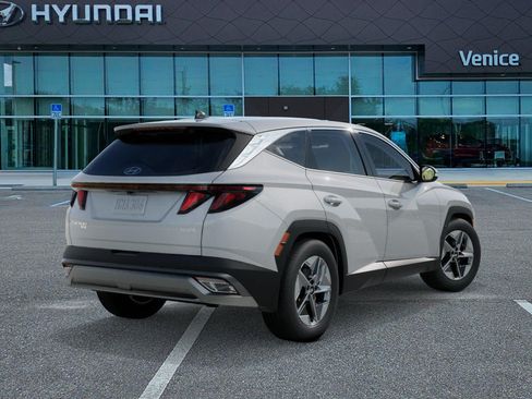 New 2026 Hyundai Tucson SEL FWD image 4