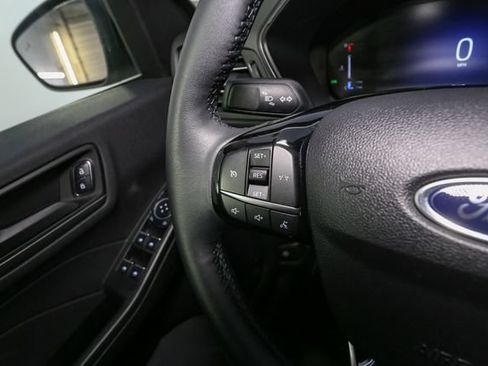Used 2023 Ford Escape Active AWD/4WD image 30