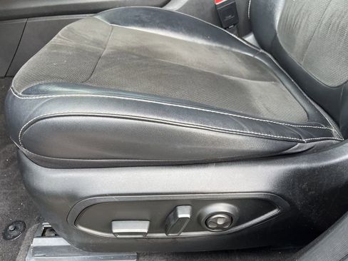 Used 2022 Jeep Grand Cherokee L Laredo image 27