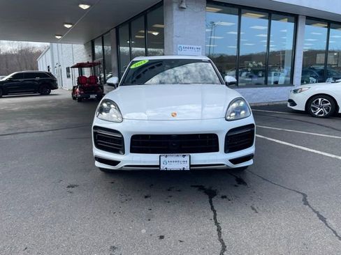 Used 2023 Porsche Cayenne GTS AWD/4WD image 2