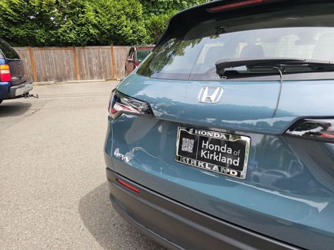 Used 2024 Honda HR-V LX image 15