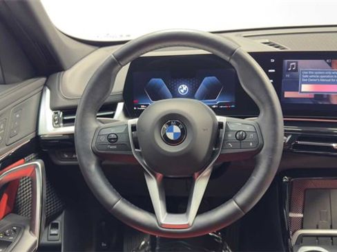 Used 2025 BMW X1 xDrive28i image 21