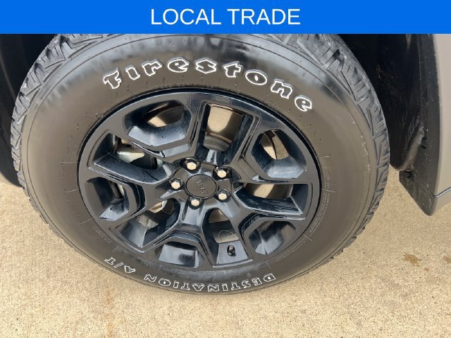 Used 2021 Jeep Cherokee Trailhawk w/ Trailer Tow Group AWD/4WD image 10