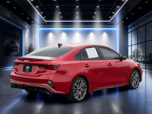Used 2023 Kia Forte GT FWD image 4