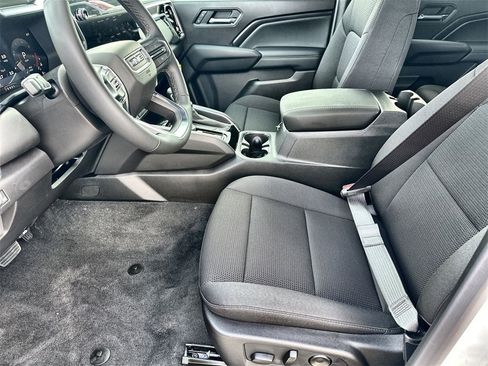 New 2026 GMC Canyon Elevation w/ Convenience Package image 24