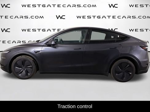 Used 2026 Tesla Model Y Long Range AWD/4WD image 5