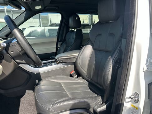 Used 2014 Land Rover Range Rover Sport HSE AWD/4WD image 16