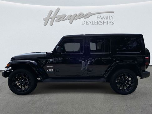 Used 2023 Jeep Wrangler Sahara w/ Cold Weather Group image 38