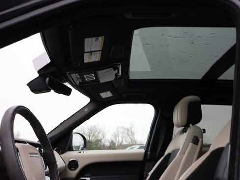 Used 2020 Land Rover Range Rover Sport HST image 18