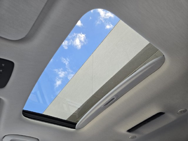 Certified 2026 Hyundai Palisade SEL Premium FWD image 19