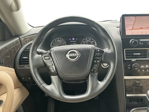 Used 2023 Nissan Armada Platinum w/ Captain's Chairs Package RWD image 18