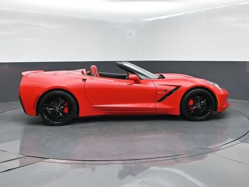 Used 2015 Chevrolet Corvette Stingray Convertible w/ 2LT Preferred Equipment Group RWD image 9