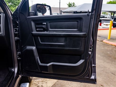 Used 2019 RAM 1500 Tradesman w/ Chrome Plus Package image 34