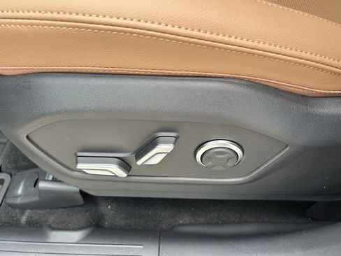 New 2026 Hyundai Santa Fe Limited FWD image 22
