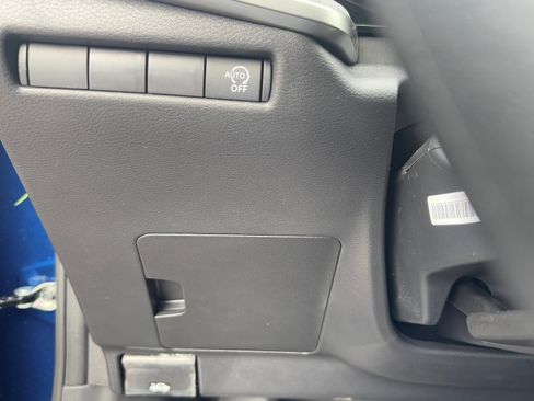 New 2026 Nissan Kicks SV image 28