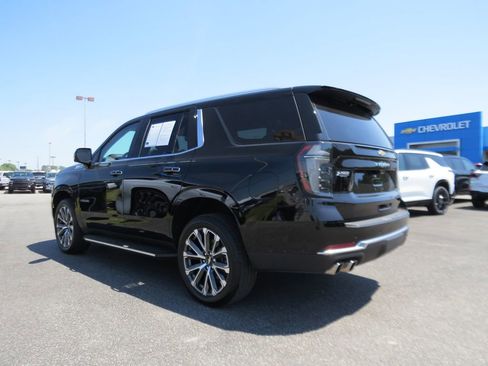 Certified 2026 Chevrolet Tahoe High Country w/ Sun And Tow Package AWD/4WD image 7