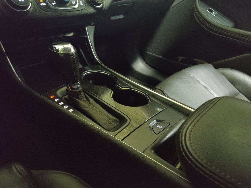 Used 2019 Chevrolet Impala LT FWD image 26