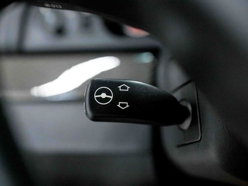 Used 2002 BMW M5 RWD image 54