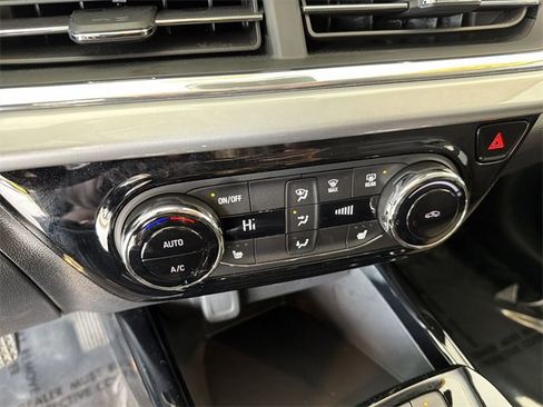 Certified 2025 Chevrolet Trax LT w/ LT Convenience Package image 26