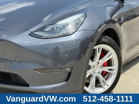 Used 2023 Tesla Model Y Performance AWD/4WD image 5