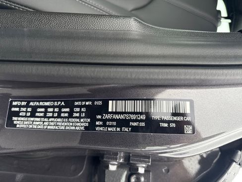 New 2025 Alfa Romeo Giulia AWD w/ Driving Assist Package image 16
