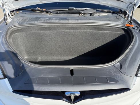 Used 2023 Tesla Model X image 20