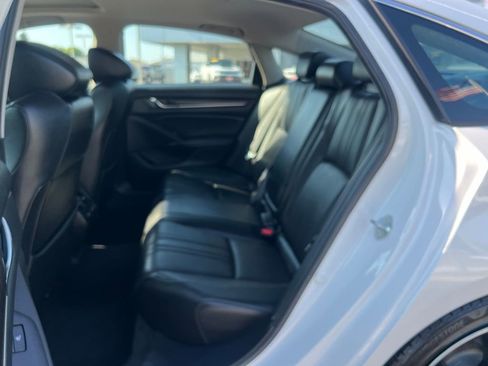 Used 2022 Honda Accord Touring image 27