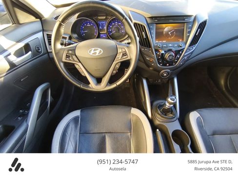 Used 2015 Hyundai Veloster Turbo image 15