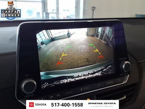 Used 2024 Nissan Altima 2.5 SV FWD image 22