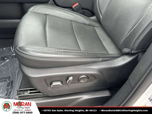 Used 2023 GMC Yukon Denali AWD/4WD image 21