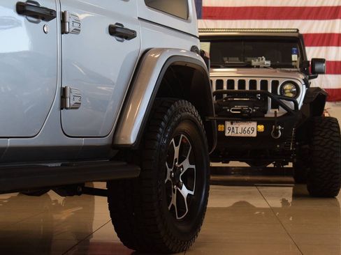 Used 2020 Jeep Wrangler Unlimited Rubicon AWD/4WD image 39