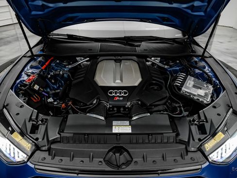 Used 2024 Audi RS 7 Performance w/ Executive Package image 99