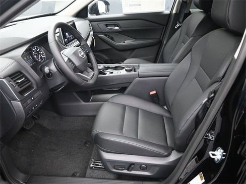 New 2026 Nissan Rogue SV w/ SV Premium Package image 9