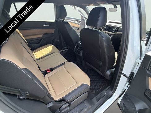 Used 2021 Volkswagen Atlas Cross Sport SE w/ V6 Towing Package FWD image 14