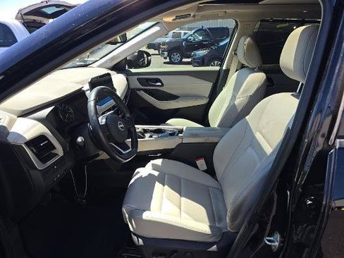 Used 2023 Nissan Rogue SL w/ SL Premium Package AWD/4WD image 8