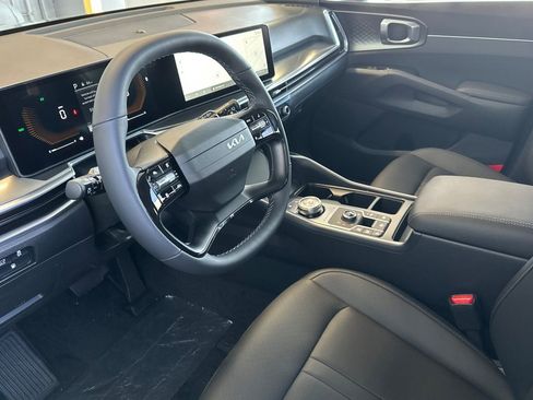 New 2026 Kia Sorento EX AWD/4WD image 10