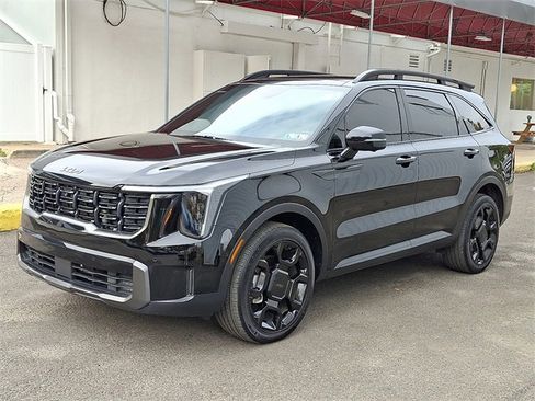 Certified 2025 Kia Sorento SX Prestige w/ Olive Brown Leather Package image 3