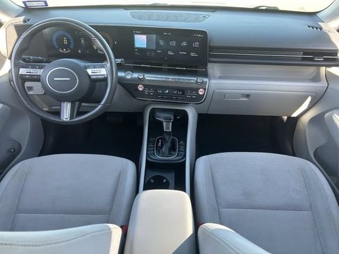 Used 2024 Hyundai Kona SEL AWD/4WD image 16