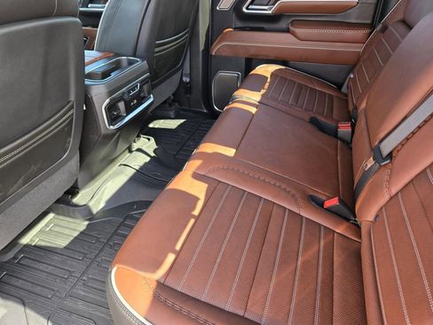 Certified 2025 GMC Sierra 2500 Denali Ultimate w/ Max Trailering Package image 20