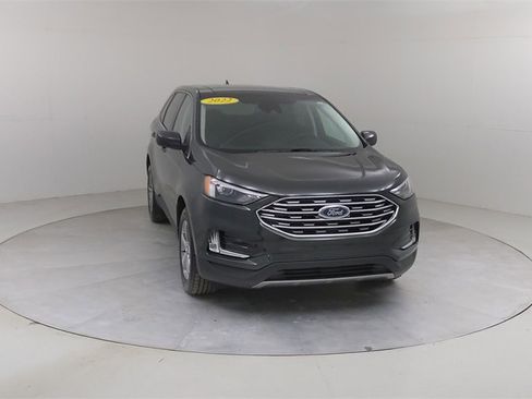 Certified 2022 Ford Edge SEL w/ Convenience Package image 10