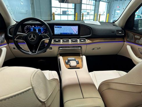Certified 2024 Mercedes-Benz GLE 350 4MATIC image 6