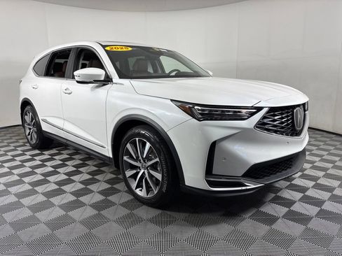 Certified 2025 Acura MDX w/ Technology Package FWD image 6