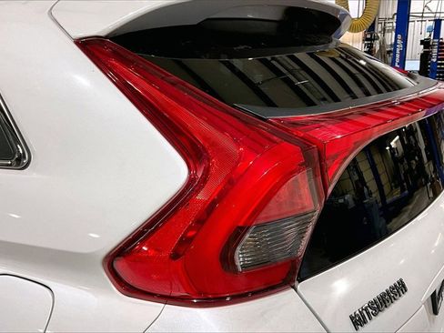 Used 2019 Mitsubishi Eclipse Cross ES image 25